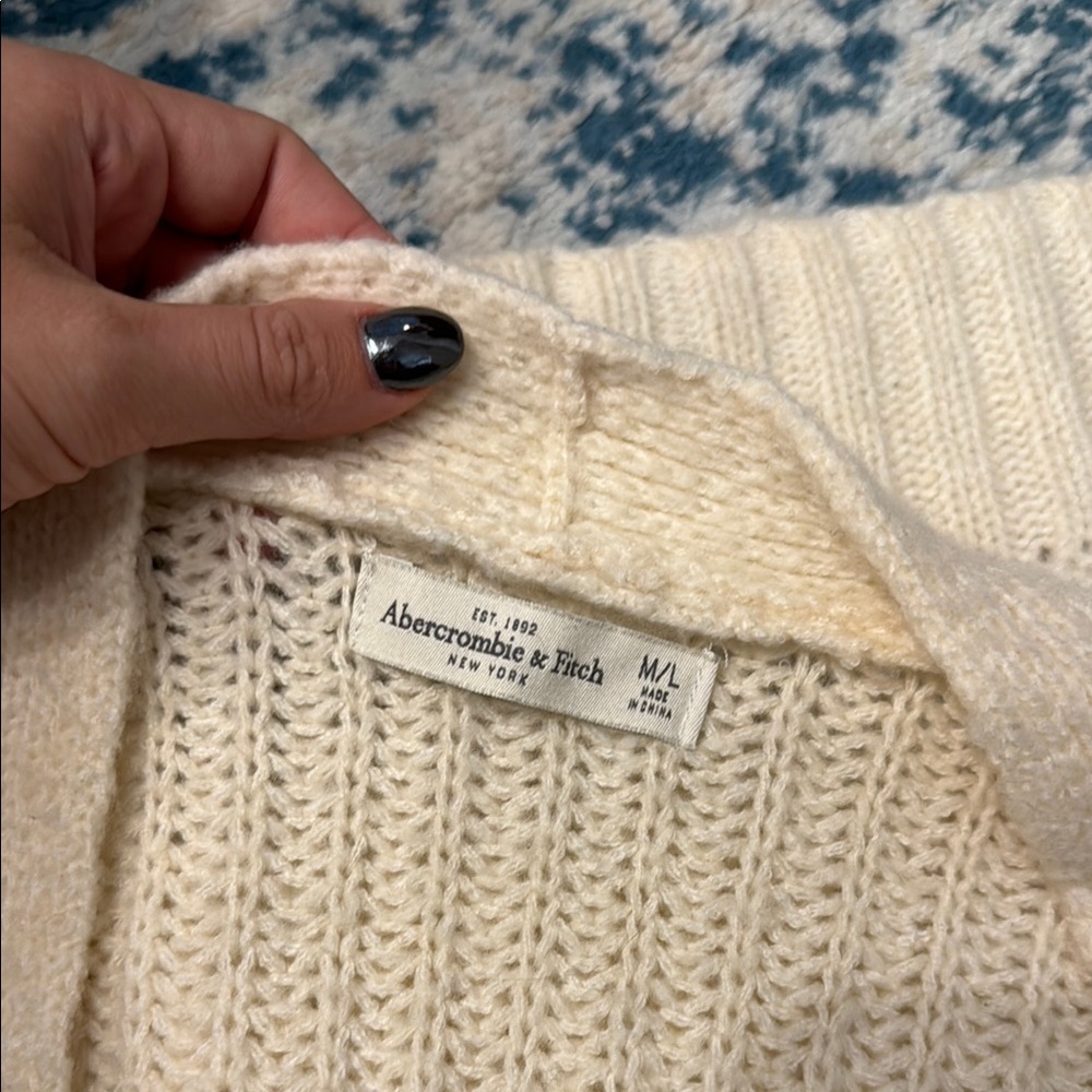 62. Abercrombie & Fitch Ivory Cardigan Sweater - Picture 3 of 4